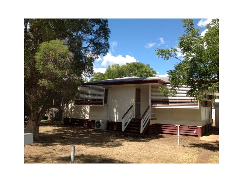 14  Seeman Street, Blackwater QLD 4717