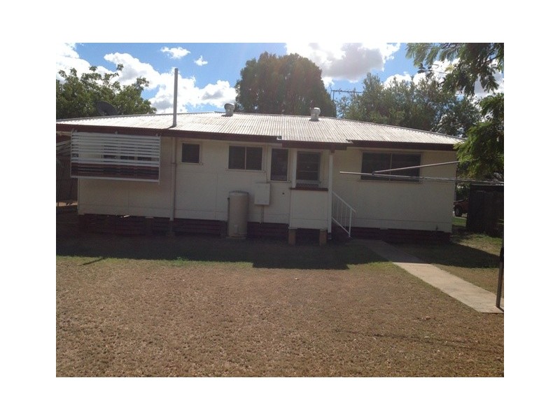 14  Seeman Street, Blackwater QLD 4717