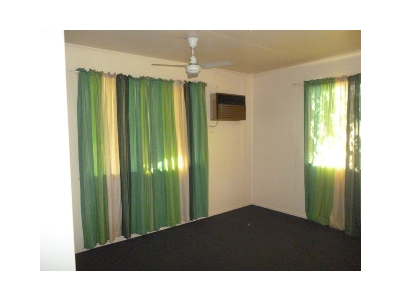 1 Gum Street, Blackwater QLD 4717