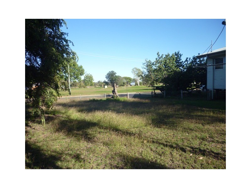 1 Gum Street, Blackwater QLD 4717