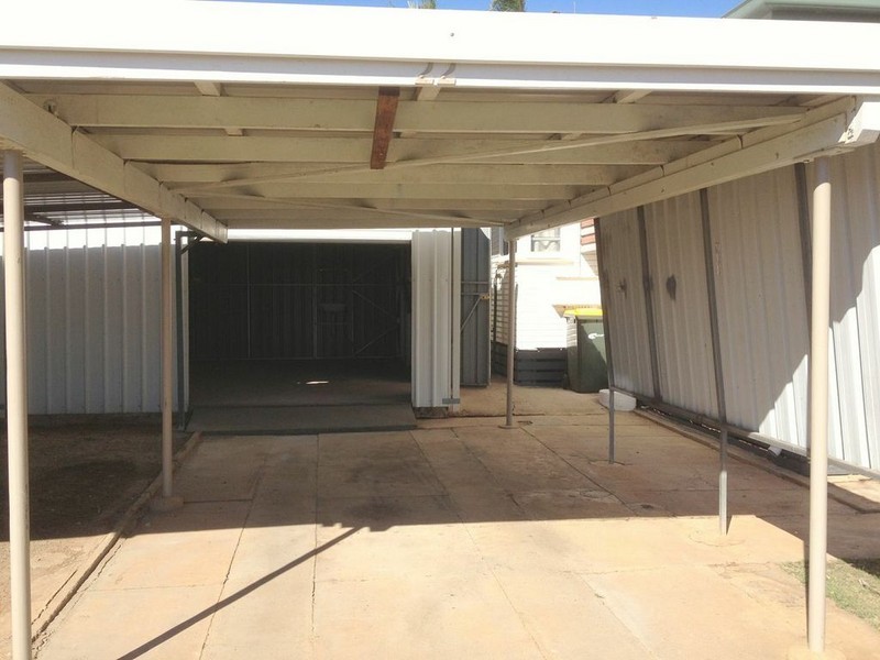 22 Fay Street, Blackwater QLD 4717
