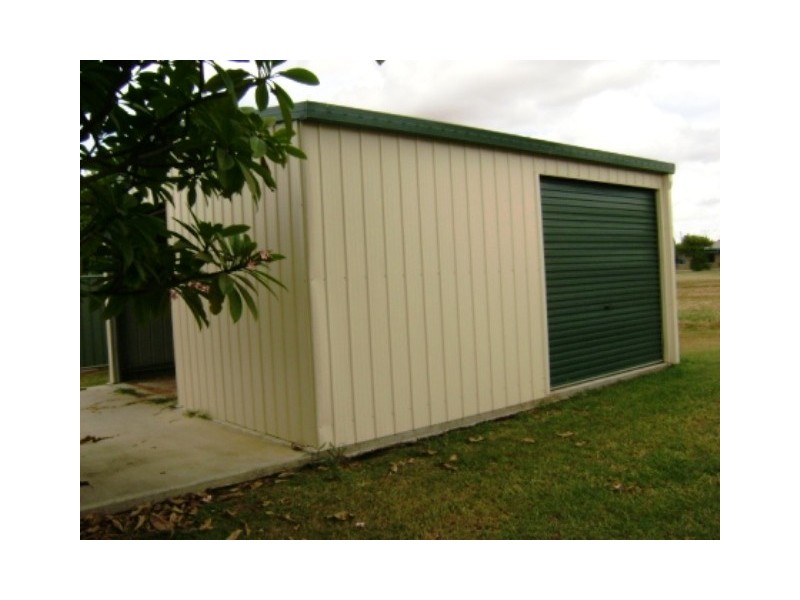 67 Wattle Street, Blackwater QLD 4717