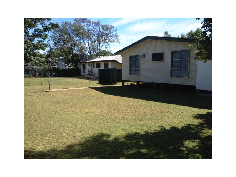 9 Bean Street, Blackwater QLD 4717