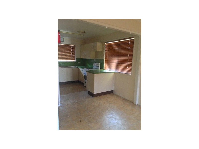 18 Eucalyptus Street, Blackwater QLD 4717