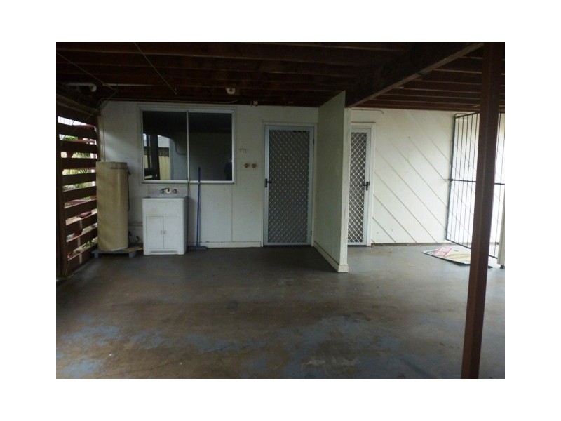 33 Hunter Street, Blackwater QLD 4717