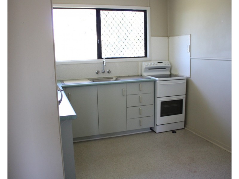 23 Seeman Street, Blackwater QLD 4717
