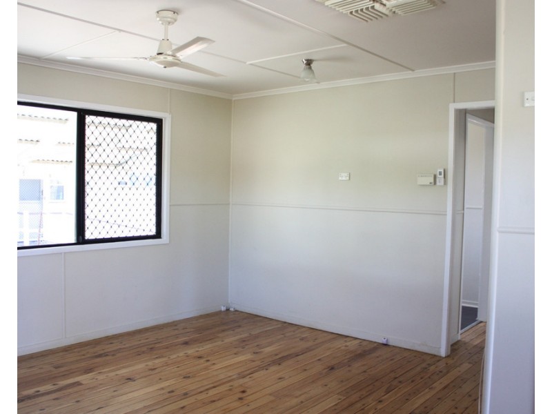 23 Seeman Street, Blackwater QLD 4717