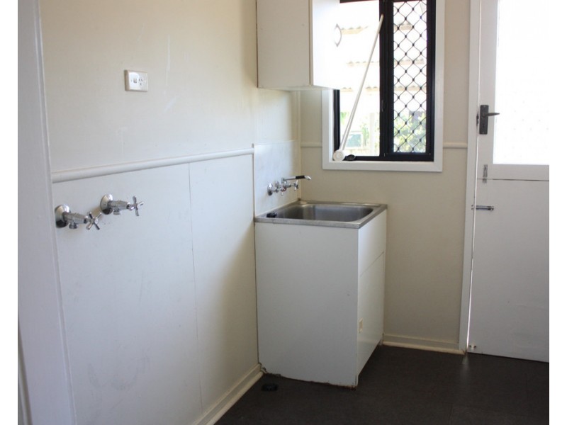 23 Seeman Street, Blackwater QLD 4717