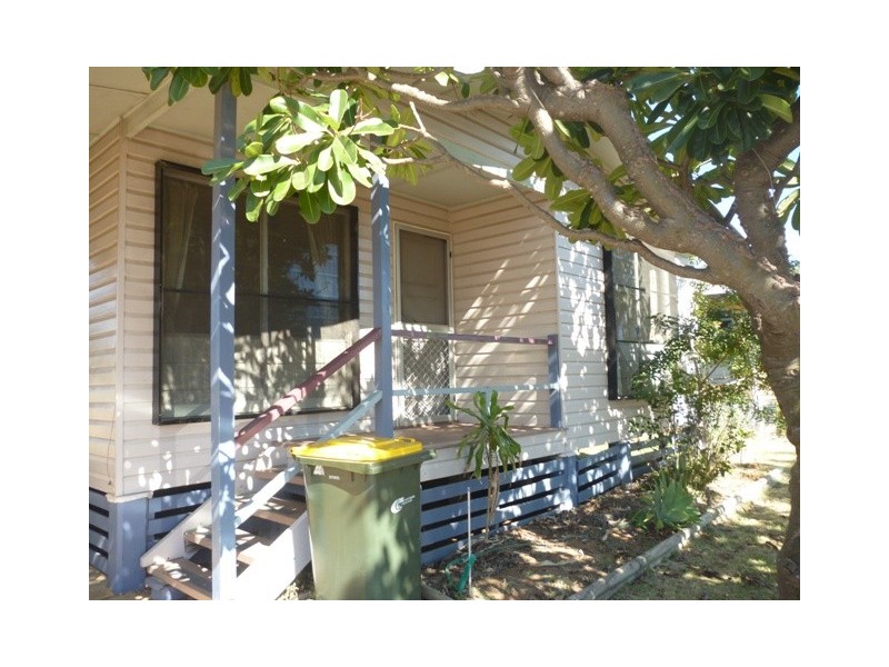 27 Taurus Street, Blackwater QLD 4717