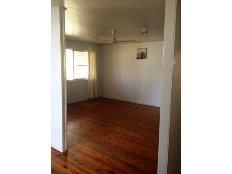 51 Bendee Crescent, Blackwater QLD 4717