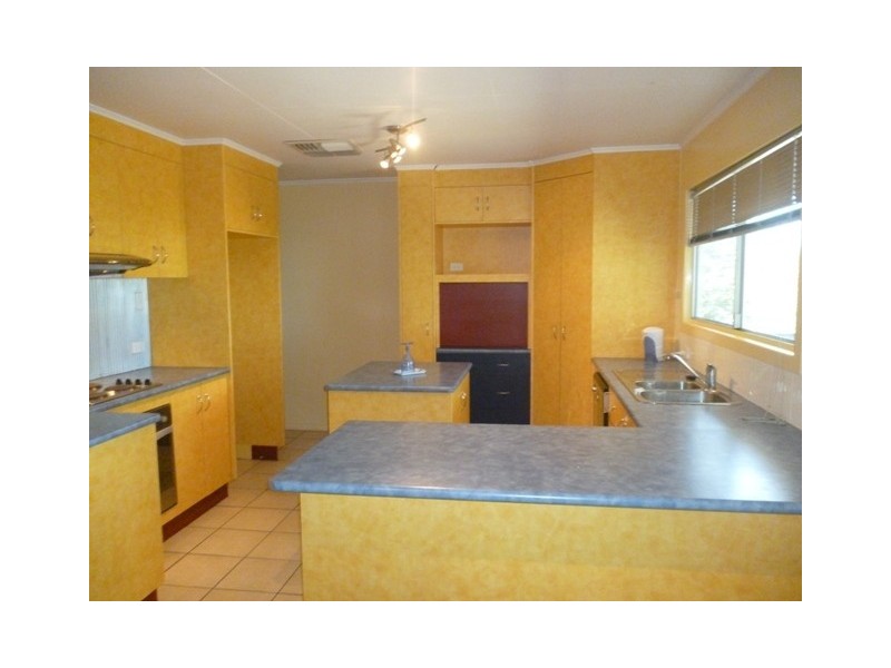 21  Bottletree Avenue, Blackwater QLD 4717