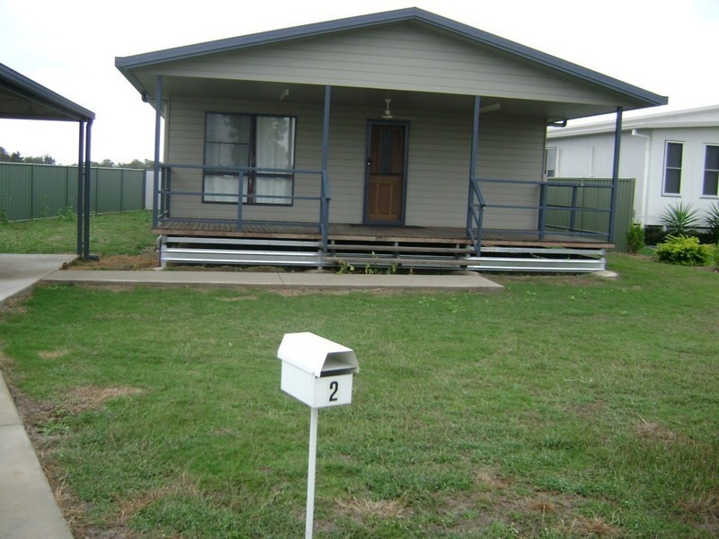 2 Hunter Street, Blackwater QLD 4717