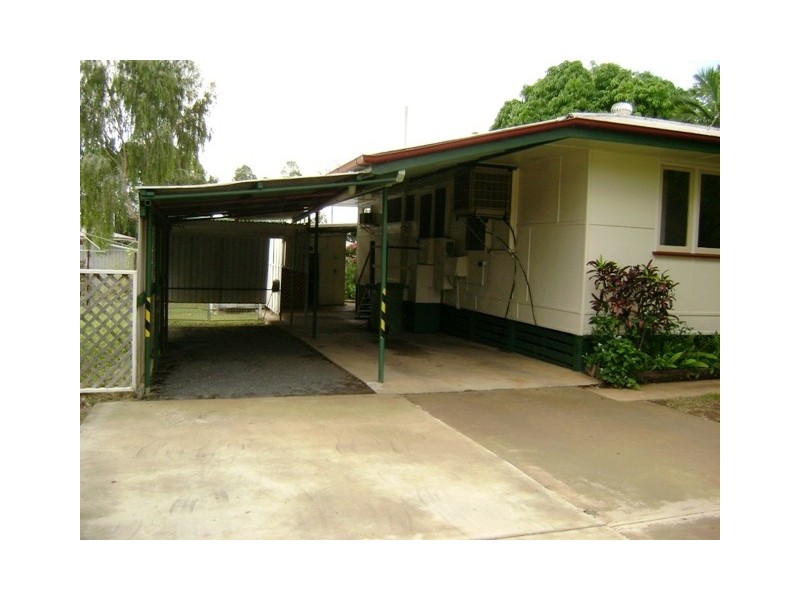 24 Arnold Street, Blackwater QLD 4717