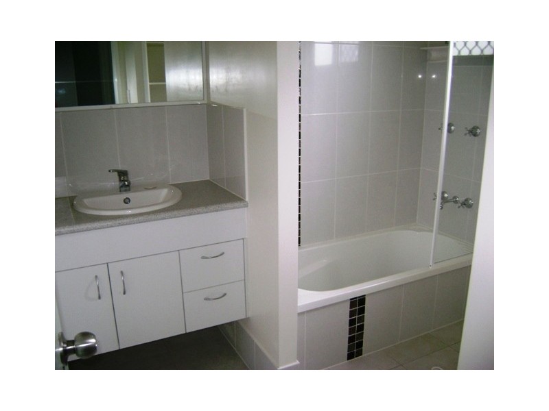 12 Boonery, Blackwater QLD 4717