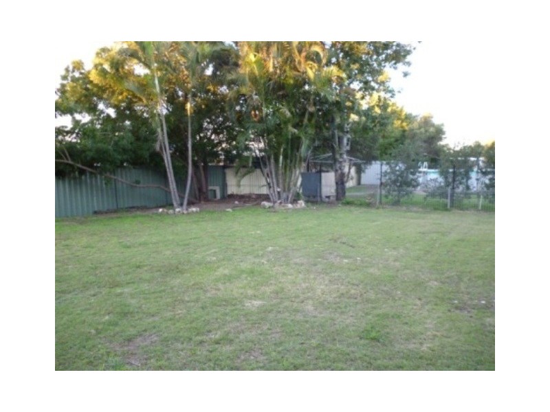 24 Bremner Street, Blackwater QLD 4717