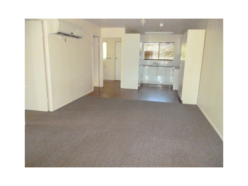 unti 1/9 Umbrella Street, Blackwater QLD 4717