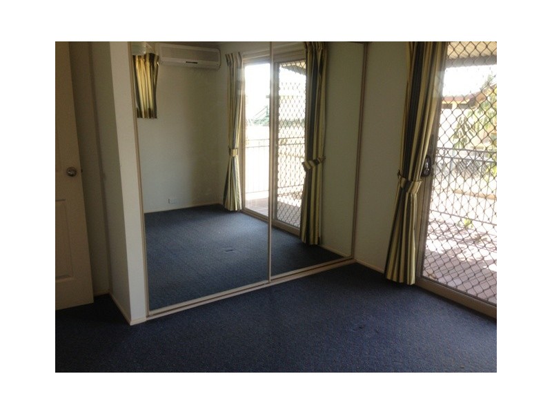 9 LONG STREET, Blackwater QLD 4717