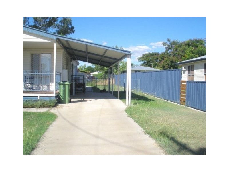 9 LONG STREET, Blackwater QLD 4717