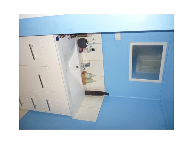 15  Fig Street, Blackwater QLD 4717