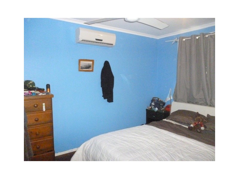 15  Fig Street, Blackwater QLD 4717