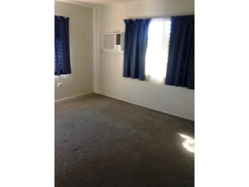 38 Bottletree Avenue, Blackwater QLD 4717