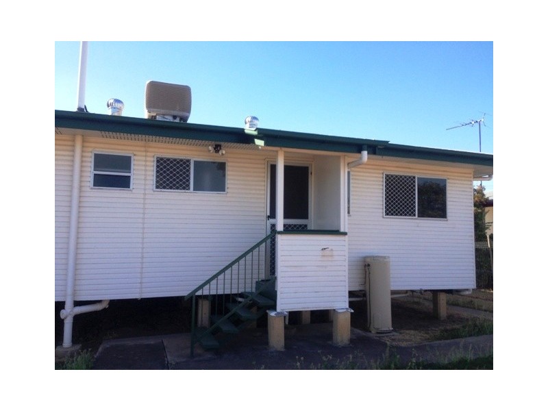 38 Bottletree Avenue, Blackwater QLD 4717