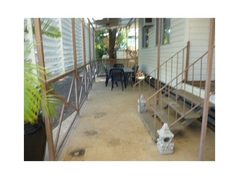 40 Acacia Street, Blackwater QLD 4717