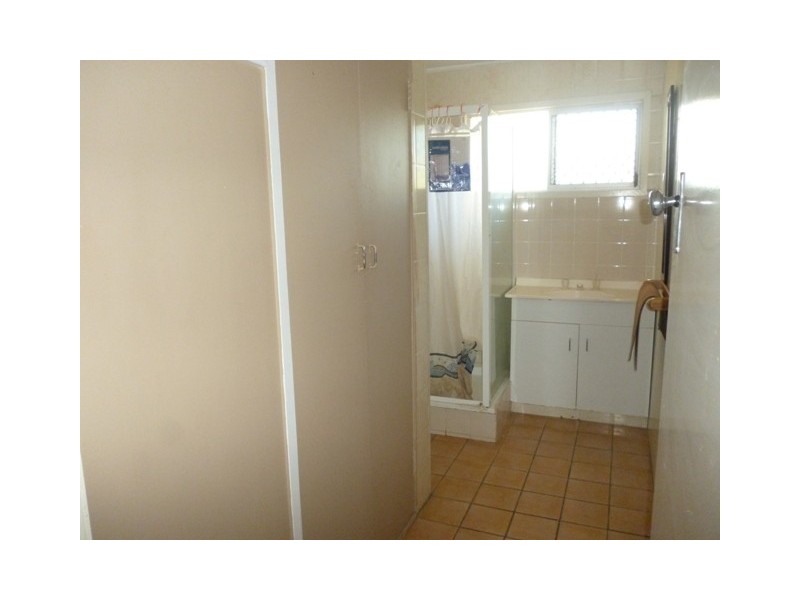 40 Acacia Street, Blackwater QLD 4717