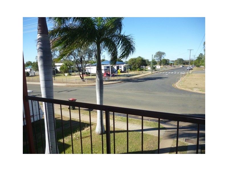 3 Park Street, Blackwater QLD 4717