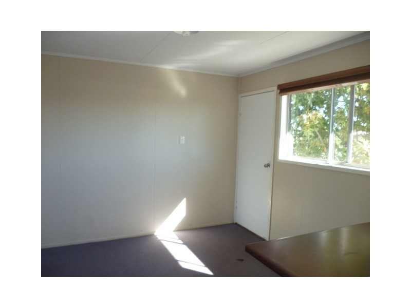 3 Park Street, Blackwater QLD 4717