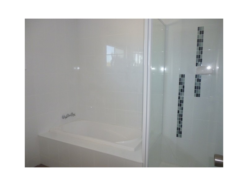 3 Park Street, Blackwater QLD 4717