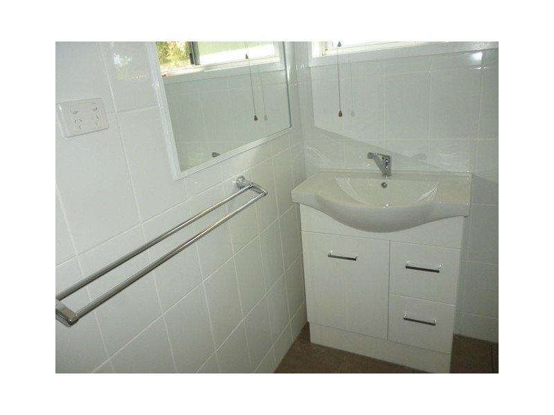 3 Park Street, Blackwater QLD 4717