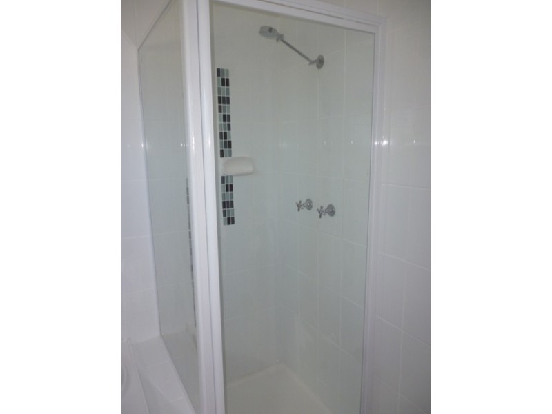 3 Park Street, Blackwater QLD 4717