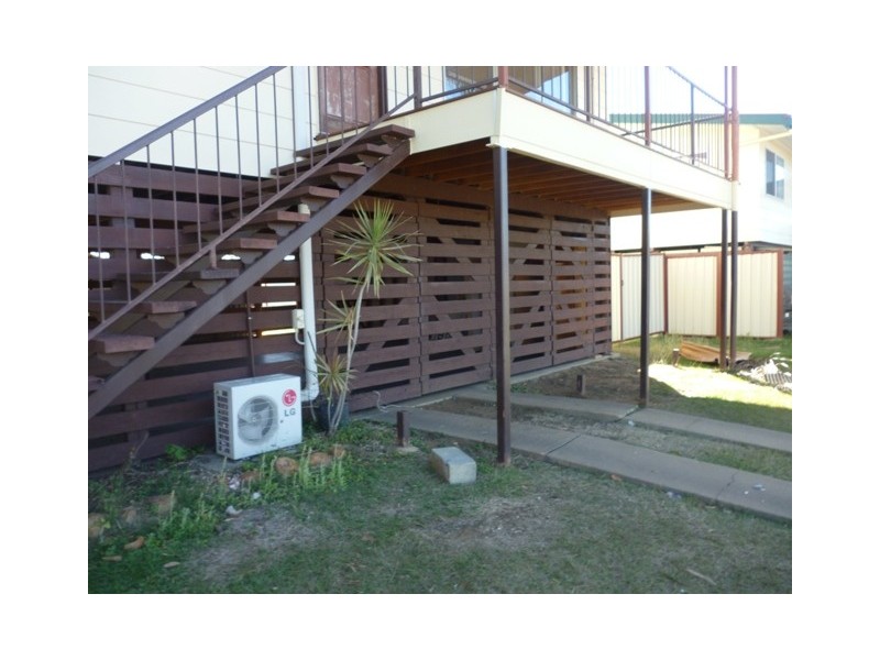 3 Park Street, Blackwater QLD 4717