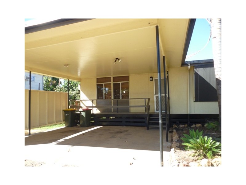 4  Fern Street, Blackwater QLD 4717