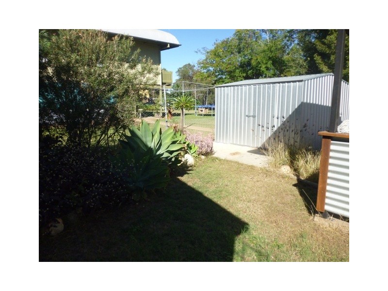 4  Fern Street, Blackwater QLD 4717