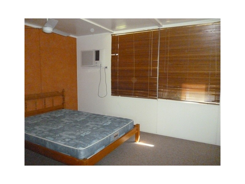 4  Fern Street, Blackwater QLD 4717