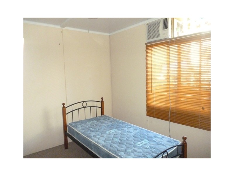 4  Fern Street, Blackwater QLD 4717