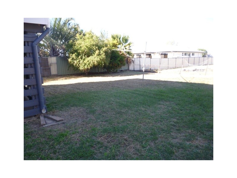 39 Arthur Street, Blackwater QLD 4717