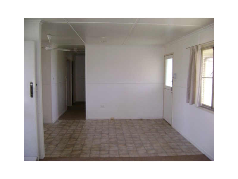 3 Fay Street, Blackwater QLD 4717