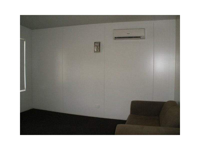 16 Hunter Street, Blackwater QLD 4717