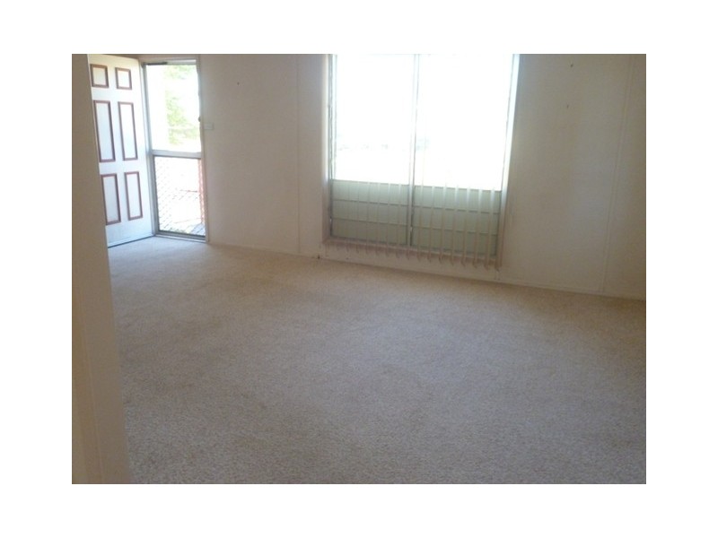 13 Bluff Street, Blackwater QLD 4717