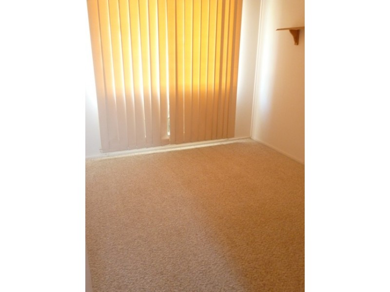 13 Bluff Street, Blackwater QLD 4717