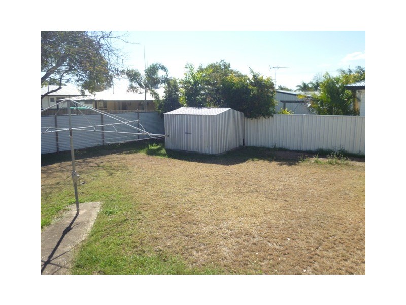 13 Bluff Street, Blackwater QLD 4717