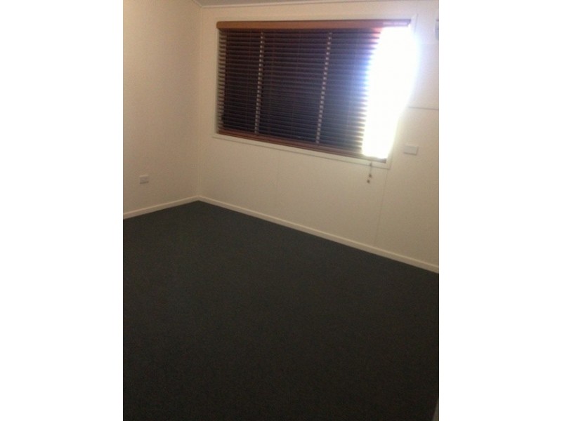 42 Stower Street, Blackwater QLD 4717