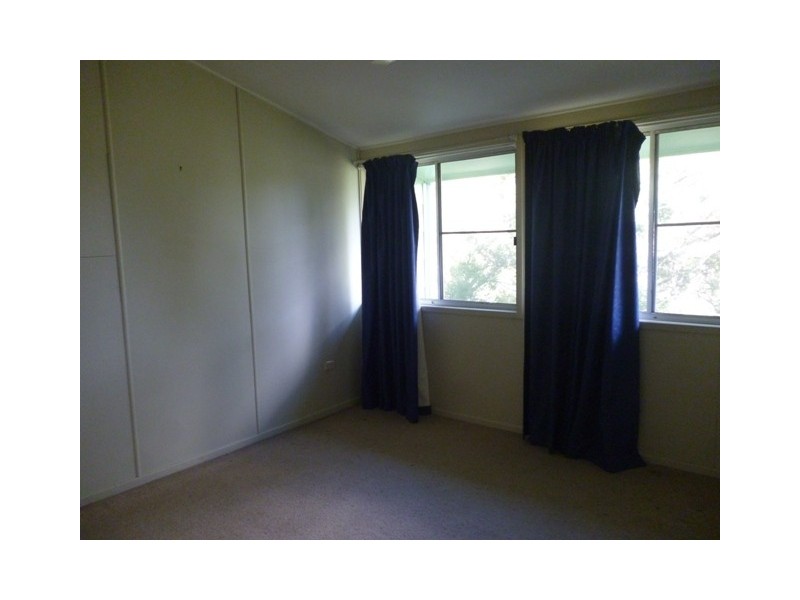 38 Stower Street, Blackwater QLD 4717