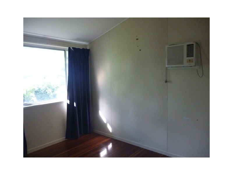 38 Stower Street, Blackwater QLD 4717