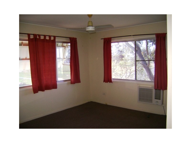 1 Comollatti Street, Blackwater QLD 4717