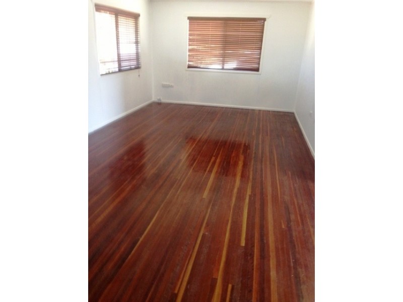 14 Bremner Street, Blackwater QLD 4717