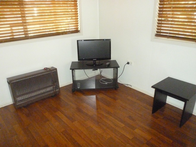 32 Bottletree Ave, Blackwater QLD 4717